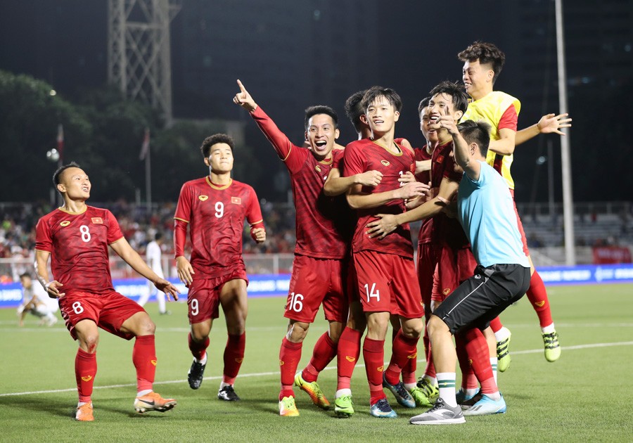 Ước mơ vươn tới World Cup của người hâm mộ bóng đá Việt Nam